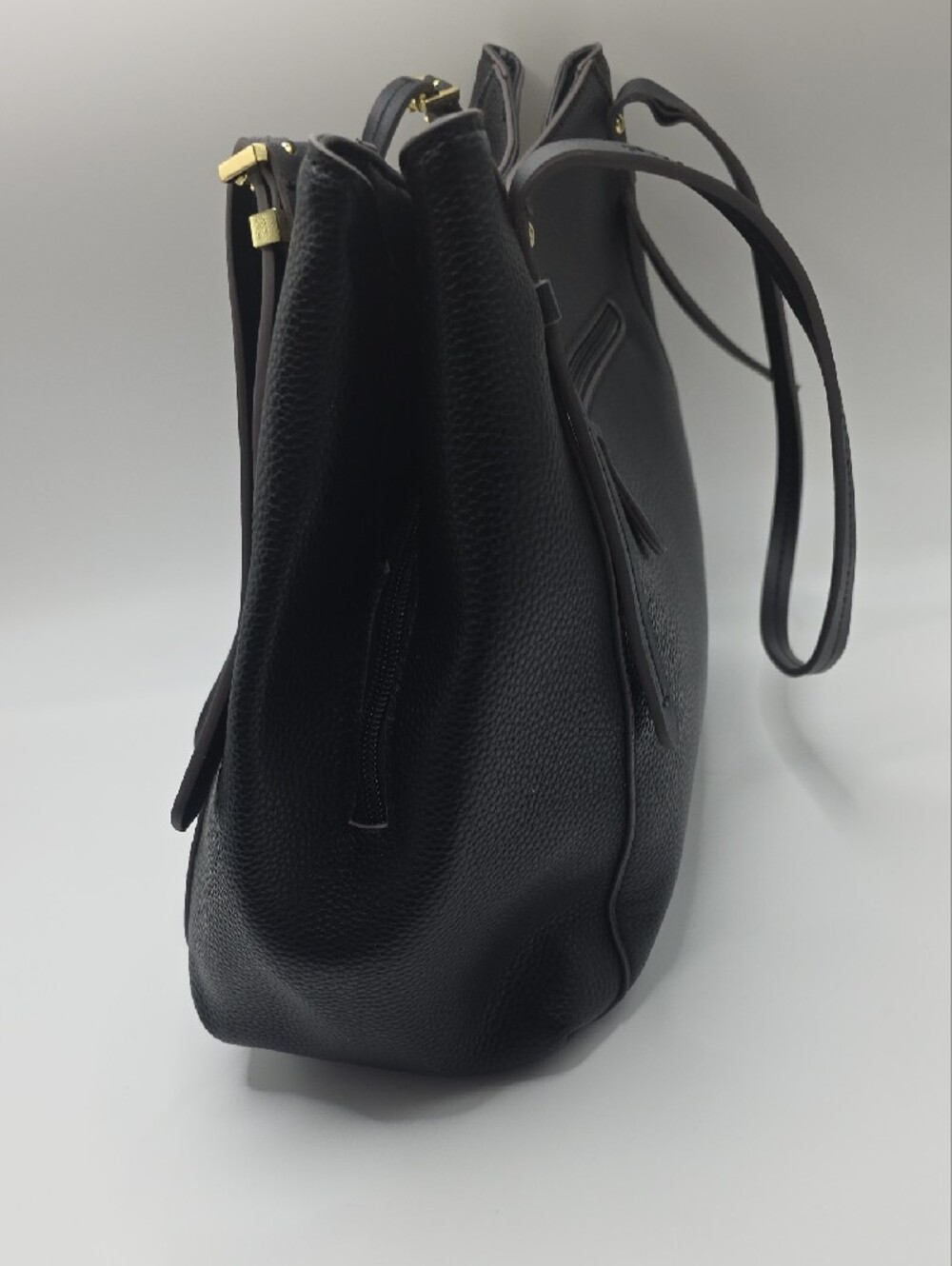Liz Claiborne Black Pebbled Shoulder Tote with Gold Hardware - Picture 5 of 11